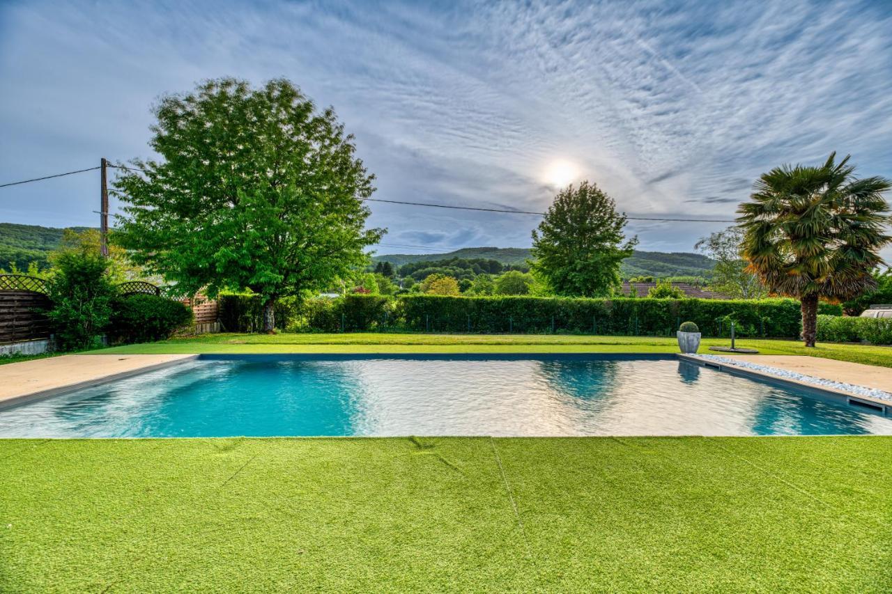 Villa 'La Crabichonniere' Lanzac Buitenkant foto